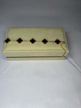 18K Gold Plated Black Onyx Lucky Four Leaf Clover Bracelet